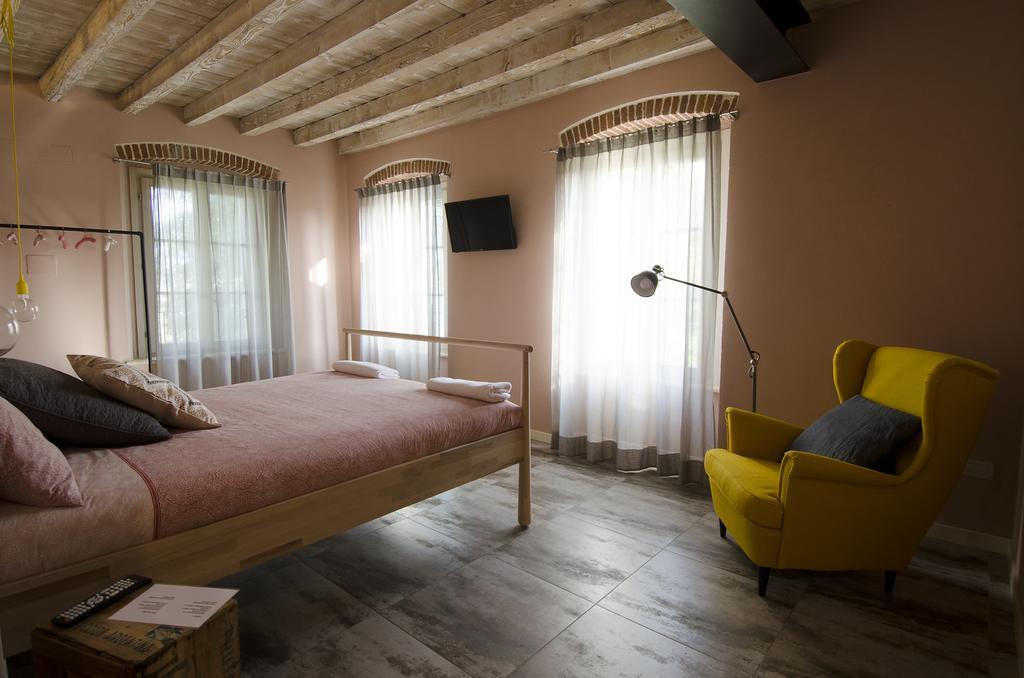 La Piana Bed & Breakfast Monzambano Exterior photo